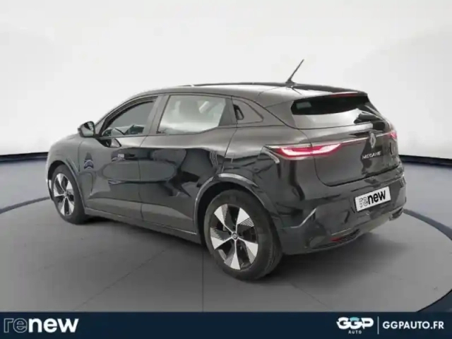 Renault Megane e-tech electric ev60 220ch equilibre super charge — photo 3