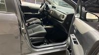 Toyota Yaris 100 VVT-i Dynamic 5p — photo 15
