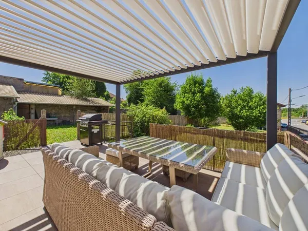 Maison 7 pièces 201 m²