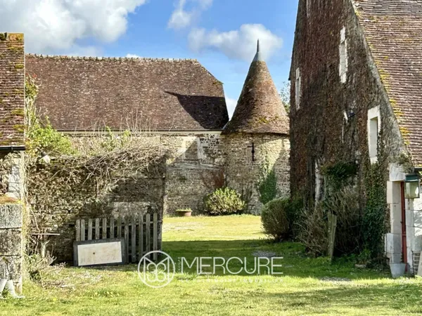 FERME MANOIR RENOVEE DANS UN REMARQUABLE SITE INSCRIT