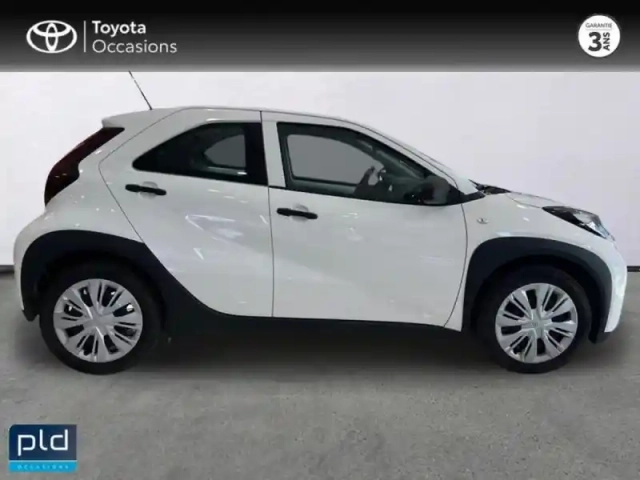 Toyota Aygo X 1.0 vvt-i 72ch active business my23 — photo 4