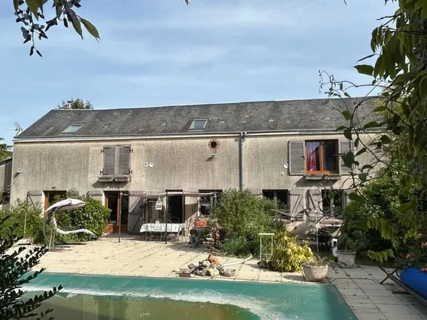 Maison 3 pièces 211 m²