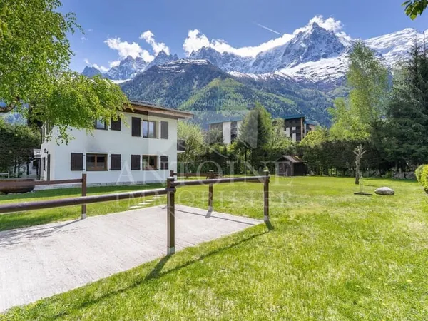 Chalet 8 pièces 148 m²