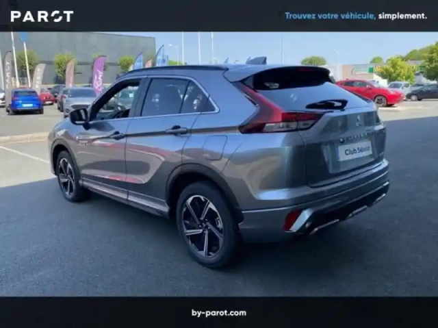Mitsubishi Eclipse 2.4 mivec phev 188ch instyle 4wd — photo 13
