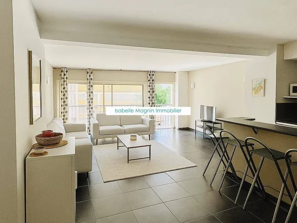 Appartement 2 pièces 87 m²