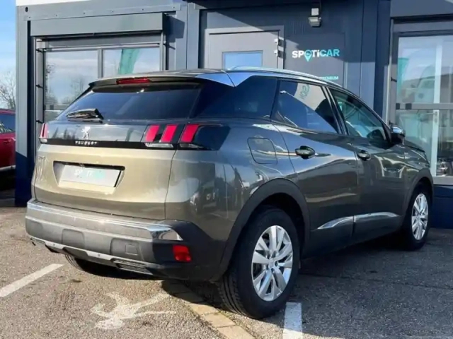 Peugeot 3008 1.2 puretech 130ch s&amp;s style eat8 — photo 3