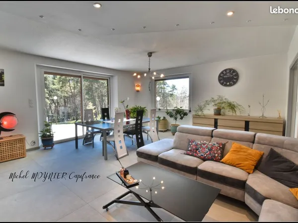 Maison 6 pièces 185 m²