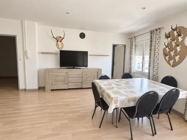 BEL APPARTEMENT - T3 BIS - TOMBLAINE