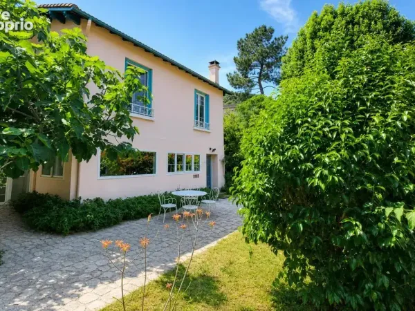 Maison de 12 pièces de 304 m² à Amélie-les-Bains