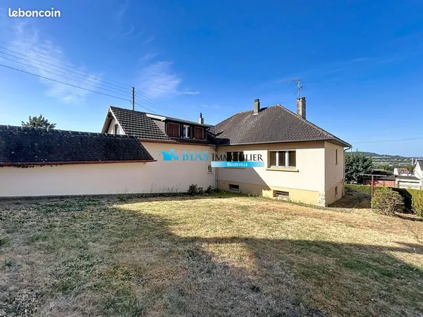 Maison 8 pièces 146 m²