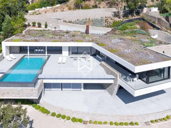Villa 7 pièces 507 m²