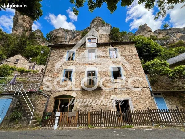 Maison 6 pièces 160 m²