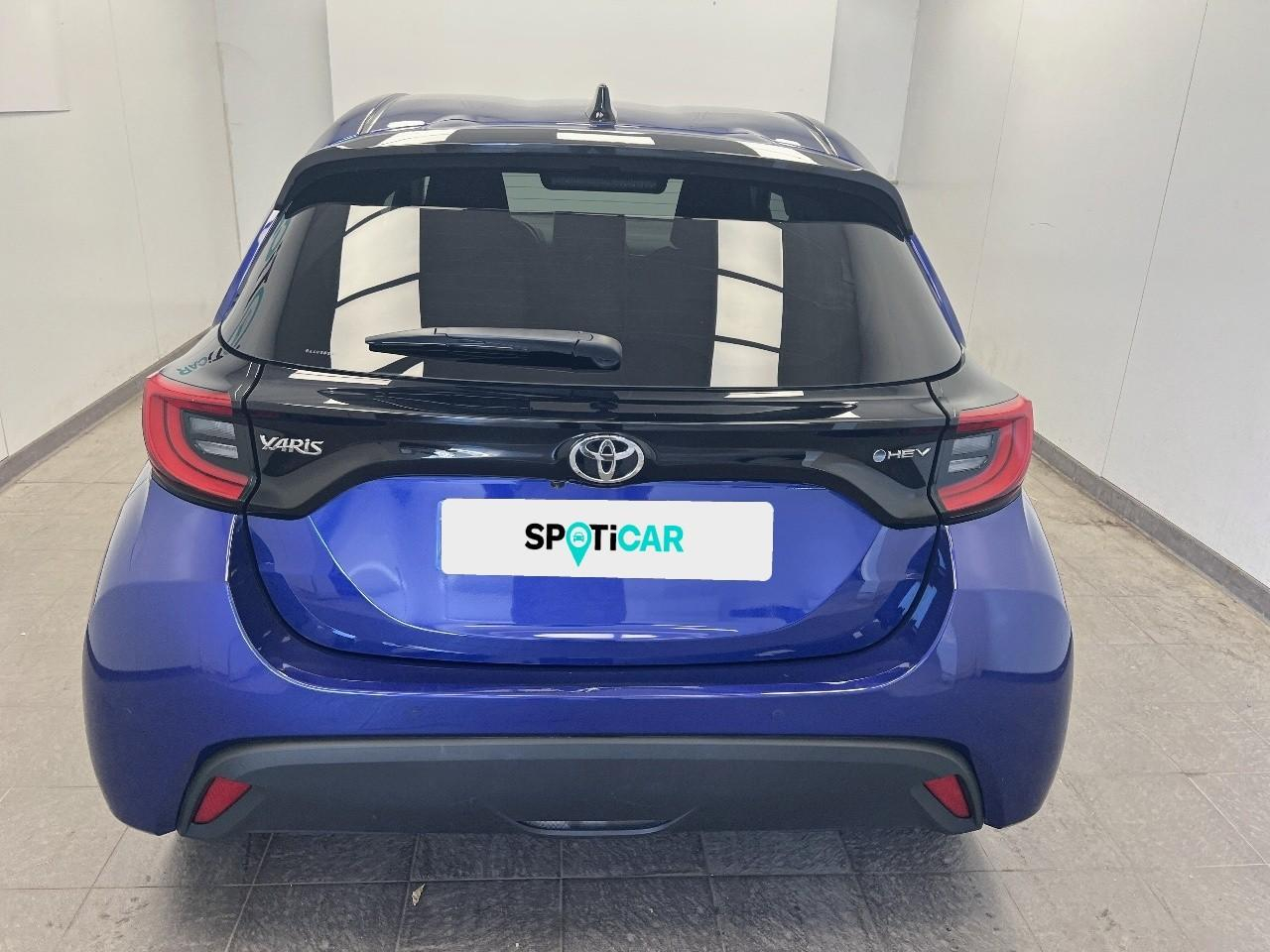 Toyota Yaris hybride 130h collection — photo 5