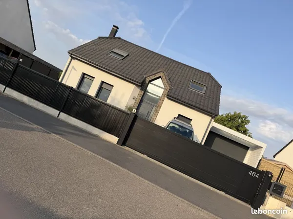 COUP DE CŒUR - BELLE MAISON FAMILIALE 5 PIÈCES - 136 m² ROUVROY