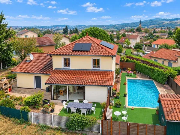 Maison 7 pièces 160 m²