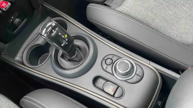 Mini Mini countryman 136 ch bva7 — photo 10
