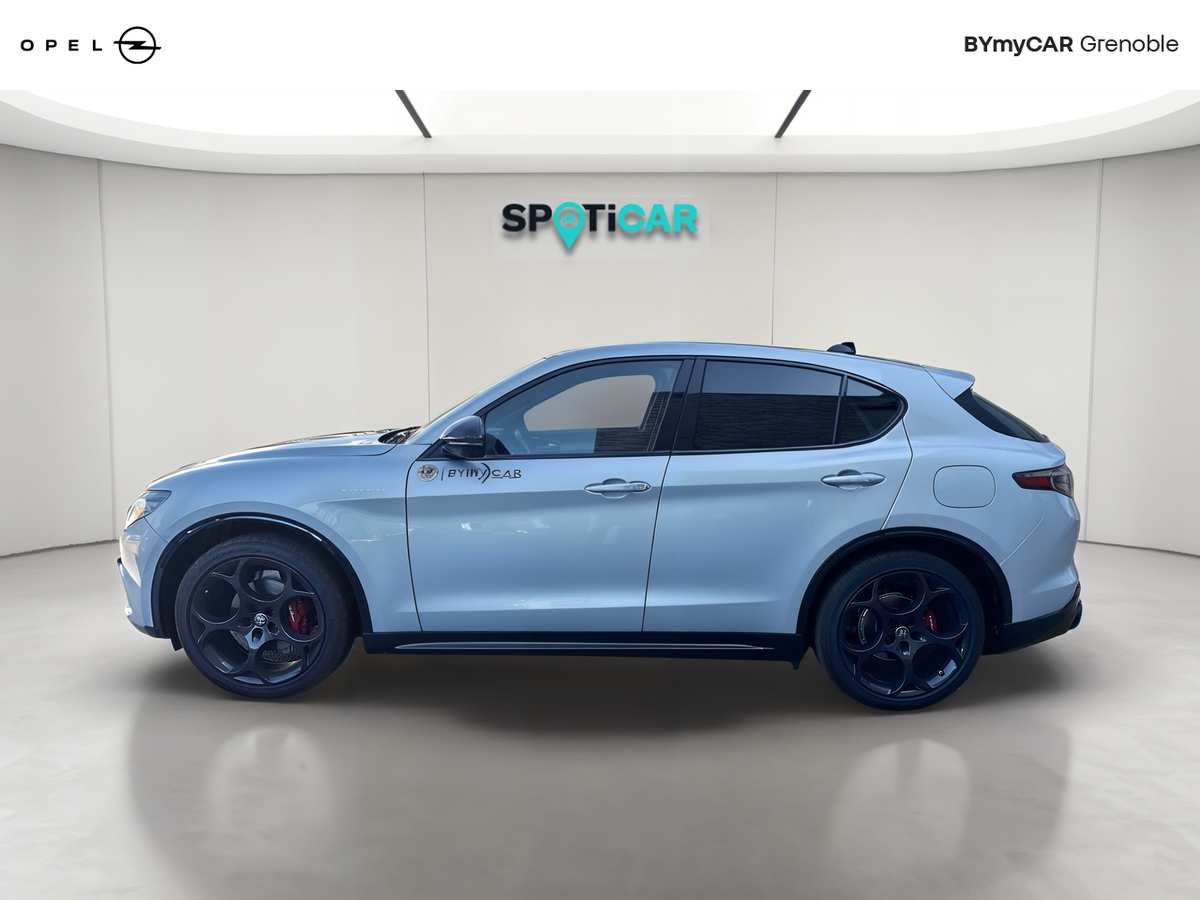 Alfa Romeo Stelvio 2.2 210 ch Q4 AT8 — photo 2