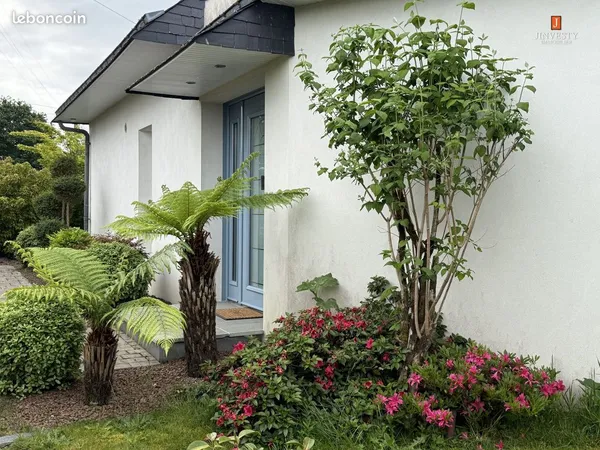 Propriété 5 pièces 145 m²