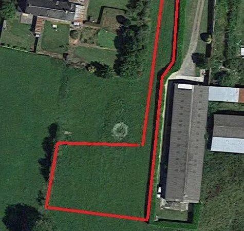 Terrain 1417 m²
