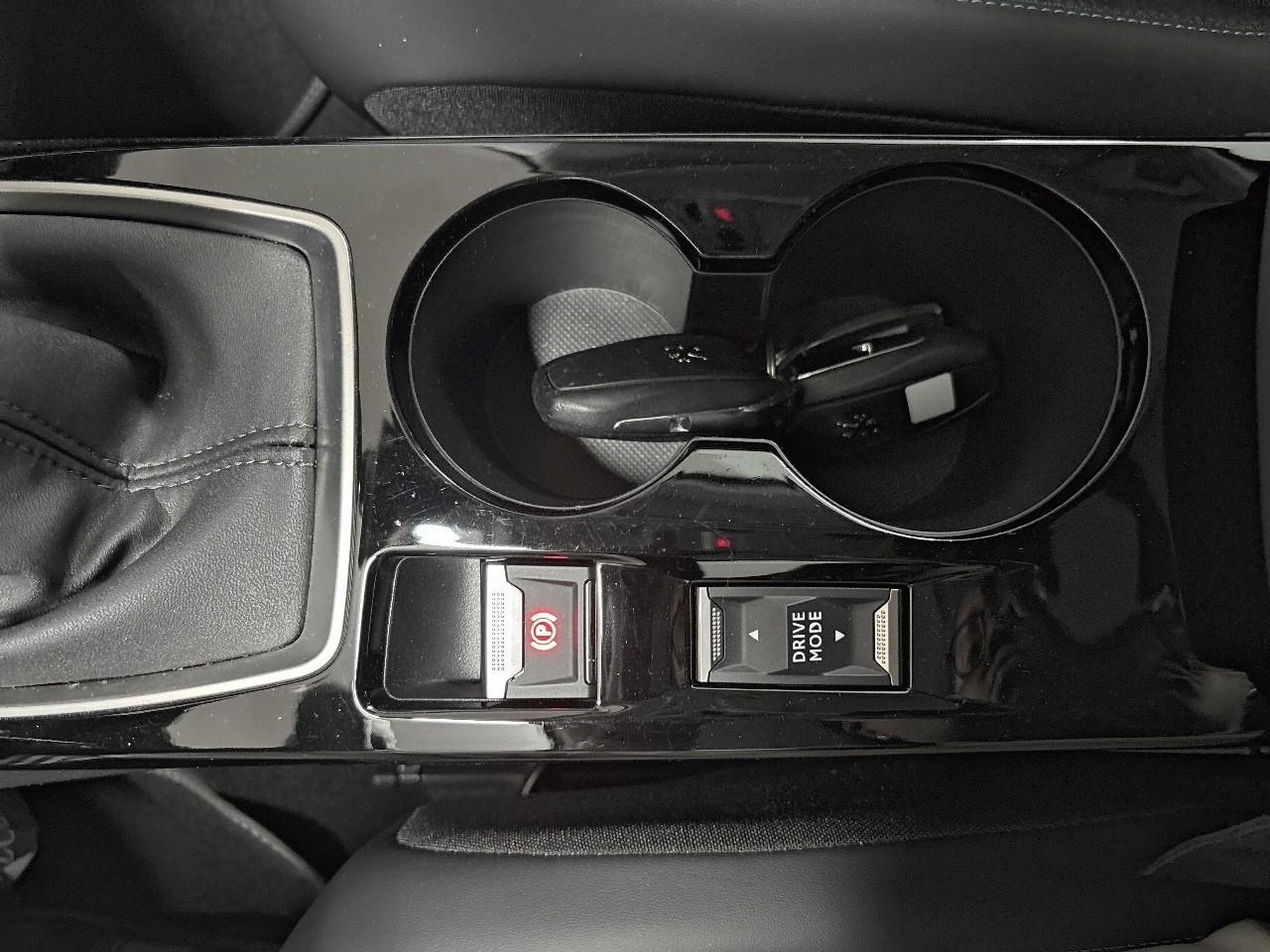Peugeot 2008 puretech 100 s&s bvm6 allure — photo 25