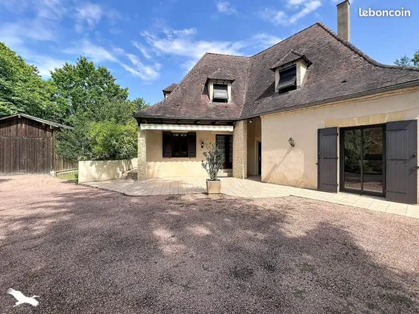 Maison 6 pièces 155 m²