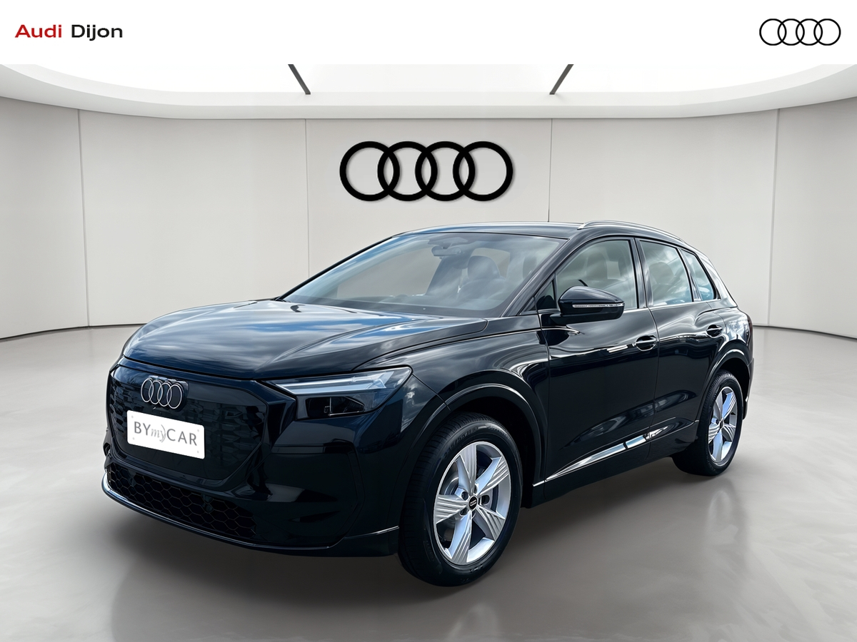Audi Q4 SUV e-tron Performance Pack Business — photo 1