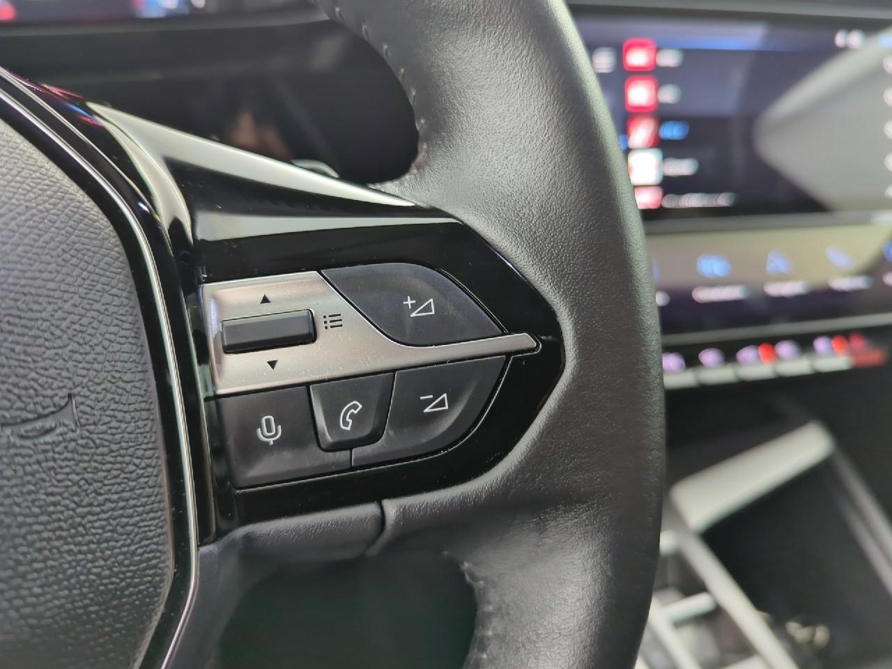 Peugeot 408 hybrid 145 e-dcs6 allure — photo 19