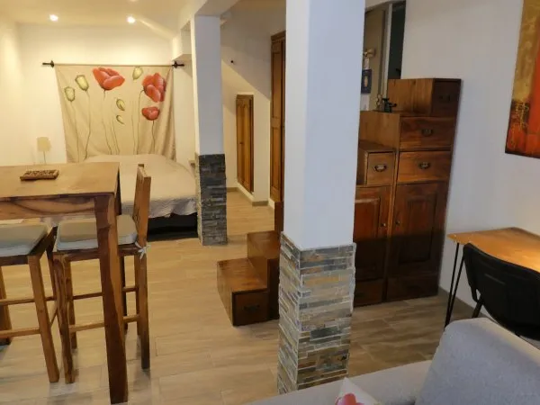 Loue appartement 35m² Antibes - Vieille Ville rue piétonne