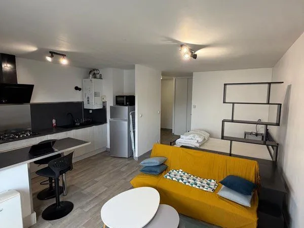 🏡 studio meublé à louer - châtellerault - place de parking