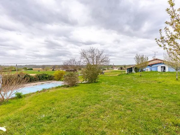 Maison 6 pièces 218 m²