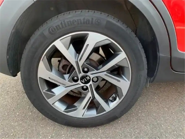 Kia Stonic 1.0 t-gdi 100 ch dct7 — photo 14