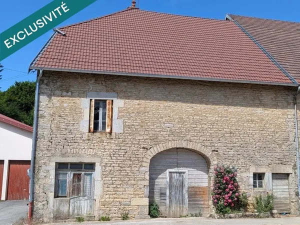 Maison en pierre à rénover avec terrain  Hauteur de SALINS LES BAINS (Jura)
