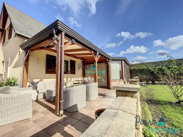 Maison de luxe 5 pièces 130 m²