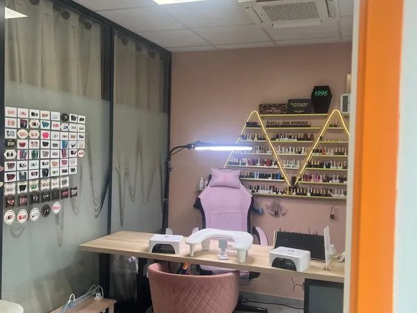 NOUVEAU Bureau à louer à Rezé - Cabinet paramédical, bien-être et beauté - 350€ HT/mois