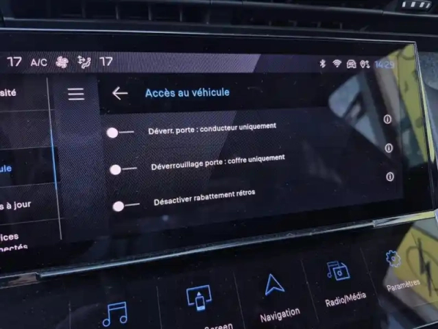 Peugeot 308 iii bluehdi 130 auto8 allure — photo 21