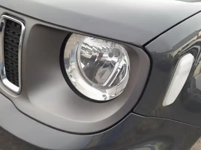 Jeep Renegade 1.3 turbo t4 190 ch phev at6 4xe eawd edition limitee central park — photo 14
