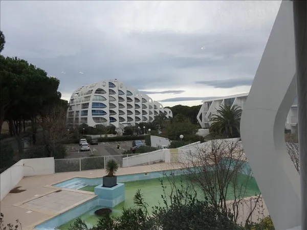 Appartement - 1er étage - 25 m2 - 2 pièces - Meublé