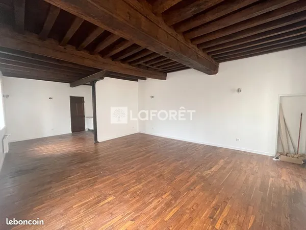 Local 48 m² GEMEAUX