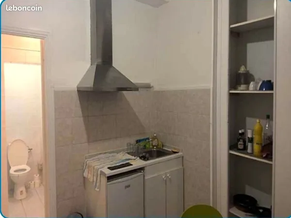 Studio meublé 30 m² - Centre-ville de Joigny