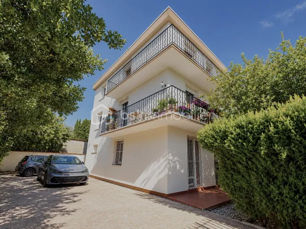 Studio 1 pièce 24 m²