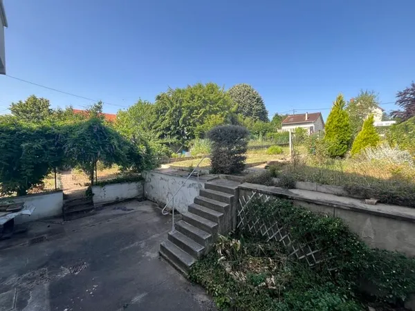 Maison de ville de 8 pièces principales