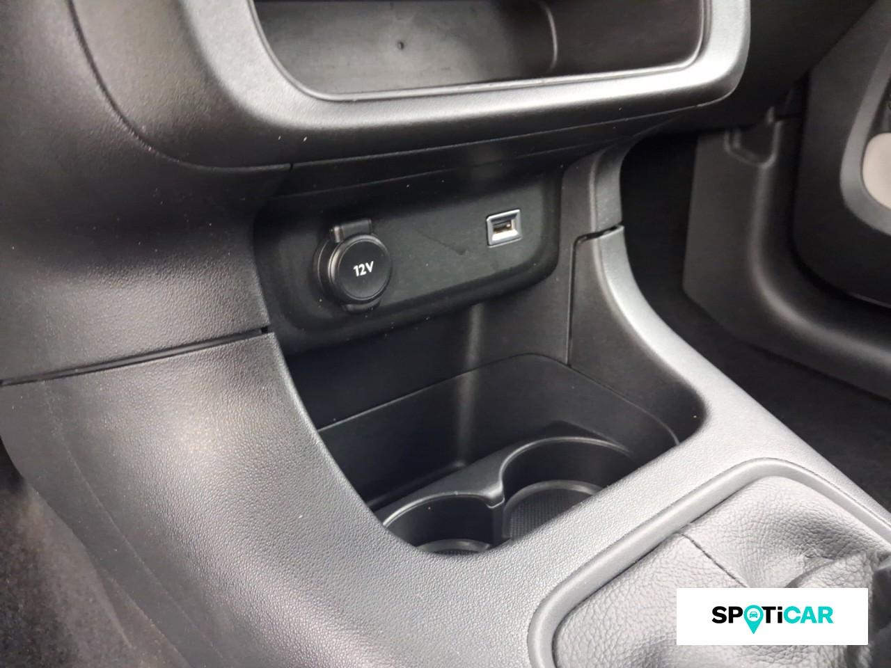 Citroën C3 1.5 bluehdi 100ch s&s bvm 6 feel nav — photo 17