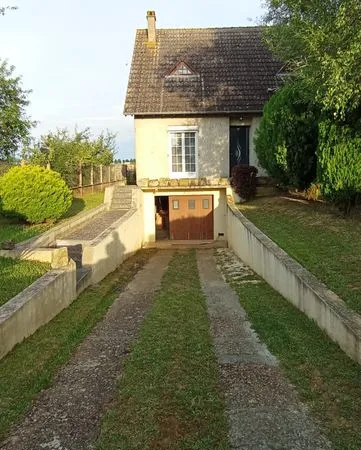 Vend maison 08 pièces - LUCÉ proche CHARTRES -