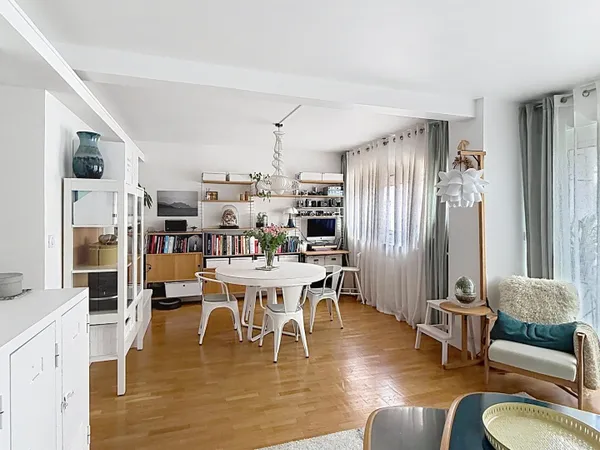 4 PIÈCES de 87m2, BALCON, PARKING, CAVE, ascenseur