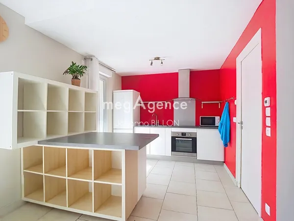Maison de ville datant de 2012, sans amiante !!