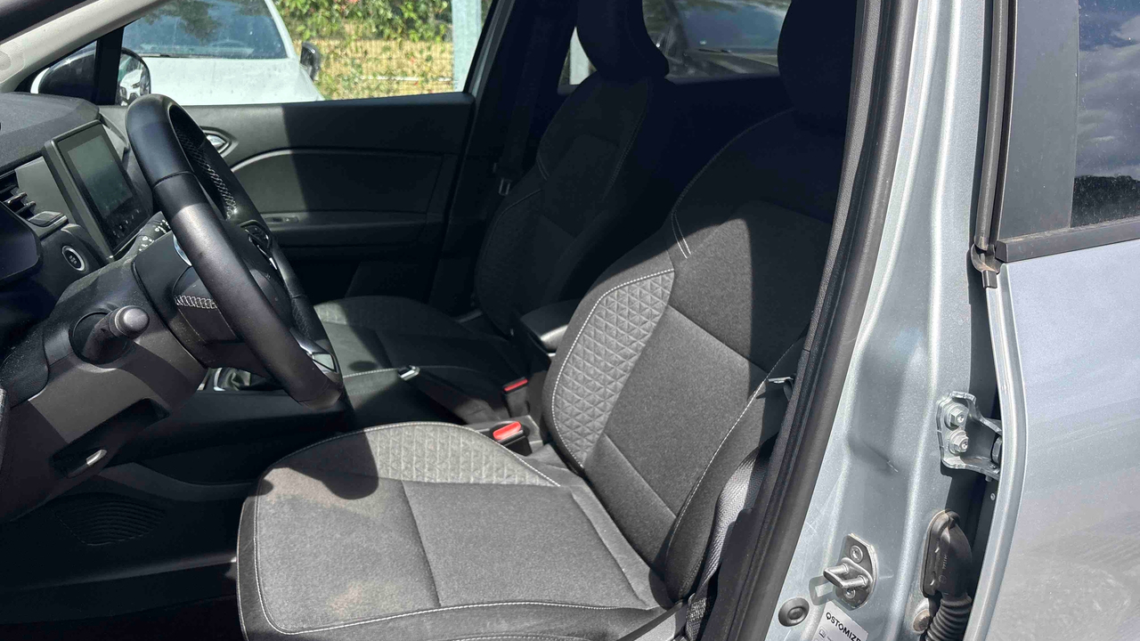 Renault Captur TCe 90 — photo 11