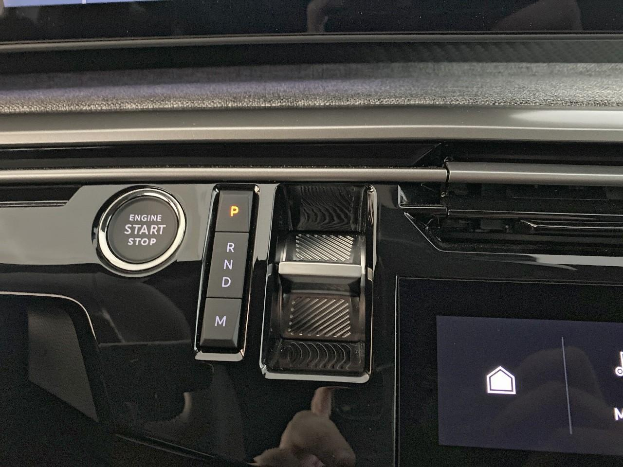Peugeot 3008 hybrid 145 e-dcs6 allure — photo 15