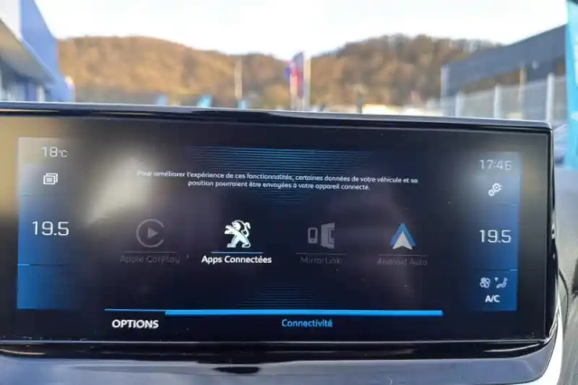 Peugeot 208 puretech 100 s&amp;s bvm6 — photo 20