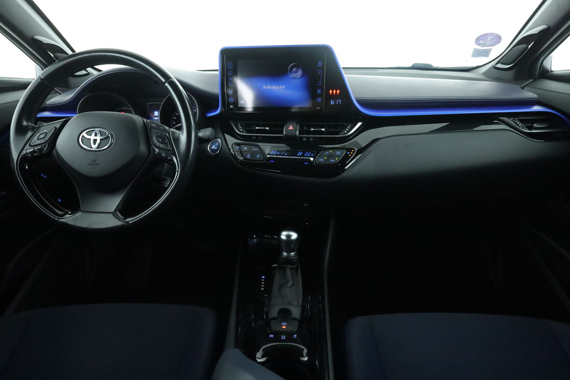 Toyota C-HR 1.8 Hybride Dynamic — photo 11