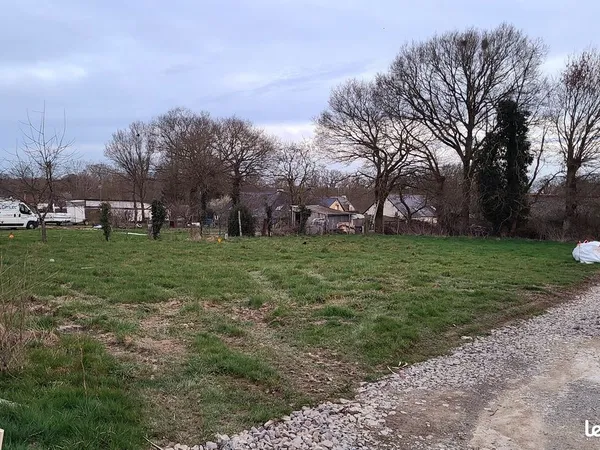 Terrain la Ruais